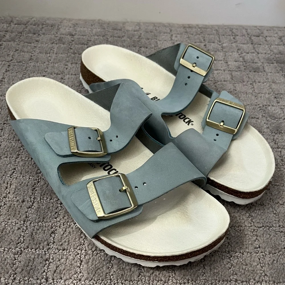 Birkenstock Arizona Classic - Nubuck in Color Sky Women’s SZ 10